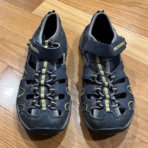Merrrll h20 boys hiking sandals size 4. - Picture 1 of 6